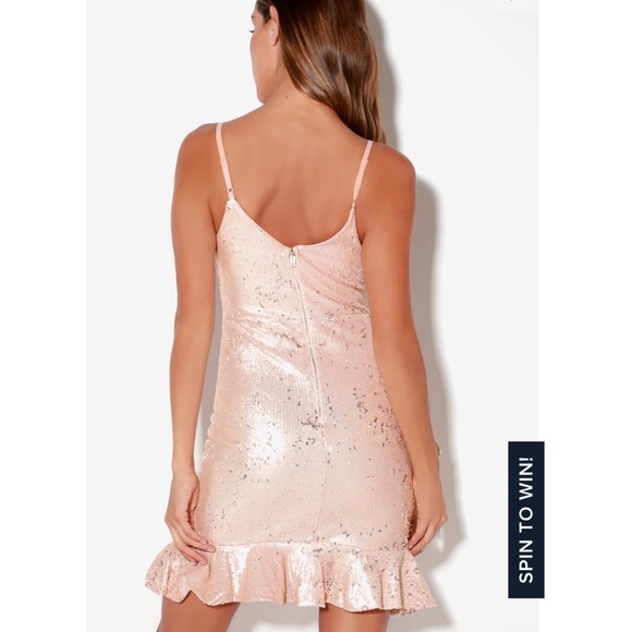❌Sold ❌ Lulu’s Rose Gold Clementina Sequin Dress - Picture 4 of 9